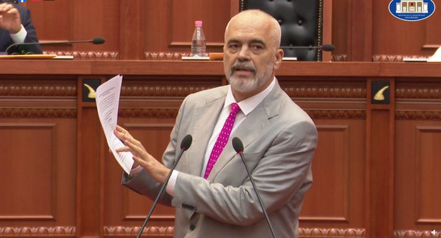 Rama sulmon opozitën në Kuvend: Sa herë ka kriza në PD, përdorni viktimat e Kosovës