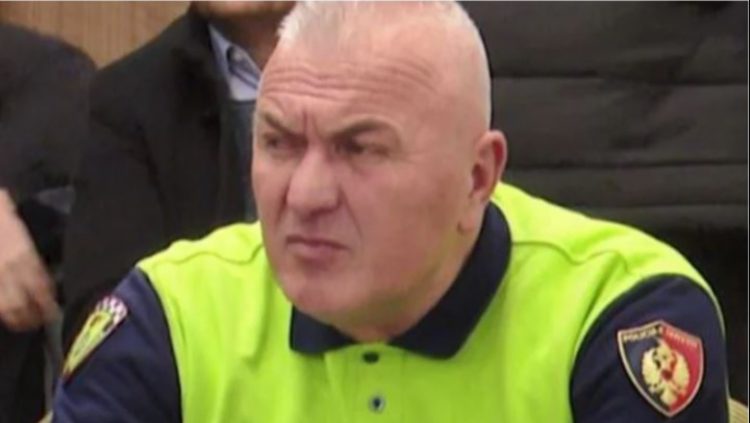 Dhunuan ish-shefin e komisariatit në Dibër, dy persona nën hetim