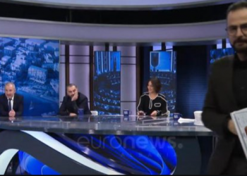 Sherr në studion me zv.ministrin, Shabani braktis emisionin