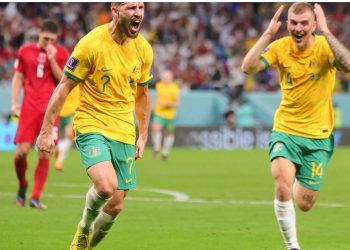 VIDEO/ Shokohet Danimarka, Australia e dërgon në shtëpi