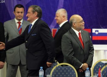 Berisha “non grata”/ Ish-ambasadori amerikan me deklaratën e fortë