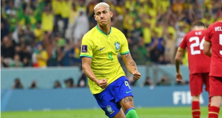 Shpërthen festa, Riçarlison shënon për Brazilin