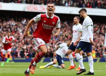 VIDEO/ Granit XHAKA udhëheq Arsenalin në krye të Premier League, “Topçinjtë” fitojnë derbin ndaj Spurs