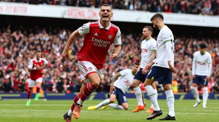 VIDEO/ Granit XHAKA udhëheq Arsenalin në krye të Premier League, “Topçinjtë” fitojnë derbin ndaj Spurs