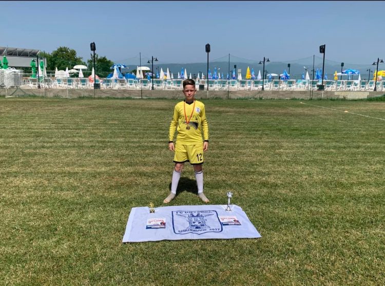 “Ishte lojtar me Prespektivë”, Vllaznia me fjalë të ndjera, kush është talenti që humbi jetën me babain në Shkodër