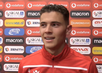 Kristjan ASLLANI i mrekullueshëm jashtë fushës së blertë, VEPRIMI që bëri me lojtarin e Italisë gjatë nxehmjes muskulore