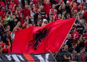 Miqësorja e luksit me Italinë, FSHF “ngrohi” xhepat nga shitja e biletave