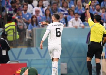 Mbyllet pjesa e parë/ Rezultat i bardhë në Portugali-Uruguai