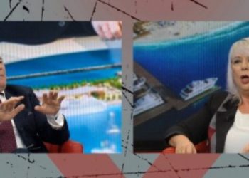 “Nuk më zhvesh dot t’i mua… Do ta heq moj”/ ‘Plas’ në emision