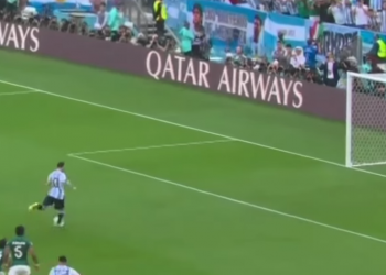 Penallti për Argjentinën, ja çfarë bën Messi (VIDEO)