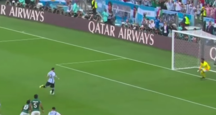 Penallti për Argjentinën, ja çfarë bën Messi (VIDEO)