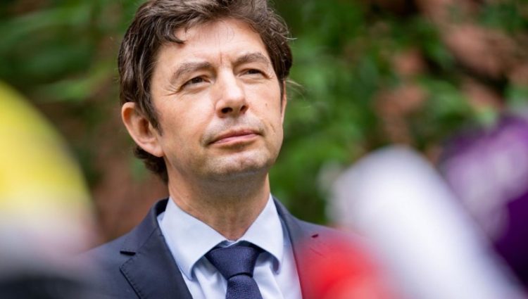 Virologu gjerman bën parashikimin: Ja kur merr fund pandemia