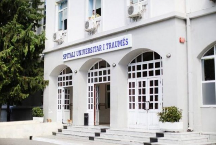 Plagoset rëndë 54-vjeçari /Detajet