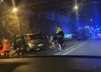 Aksident në Itali/ Plagosen 7 persona, i përfshirë dhe një shqiptar