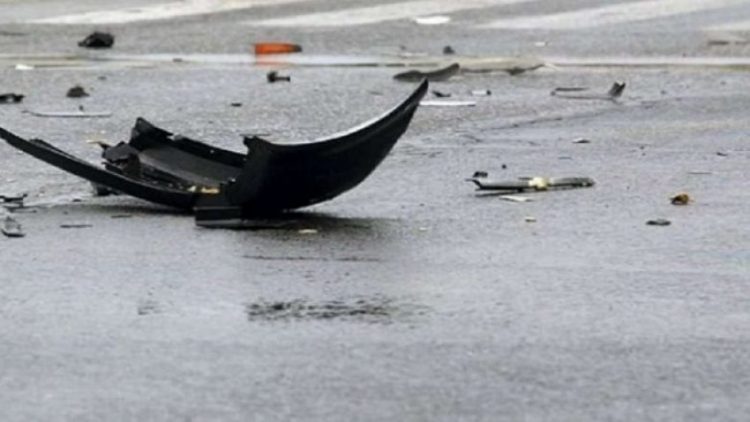 Makinat përplasen “kokë më kokë” në Milot