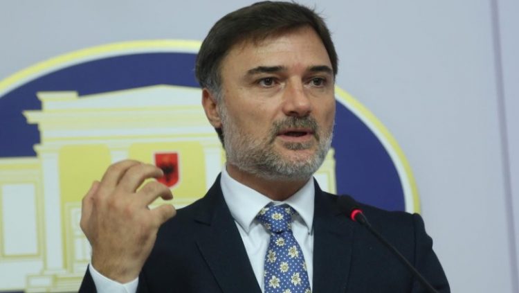 Alibeaj për Portin e Durrësit: Rrëmben pasuritë e shqiptarëve