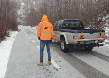 Dëborë dhe rrebeshe shiu, ARRSH zbulon akset e bllokuara