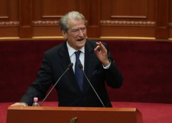 Berisha: Banorët e Divjakës i thyen turinjtë mafies së Ramës