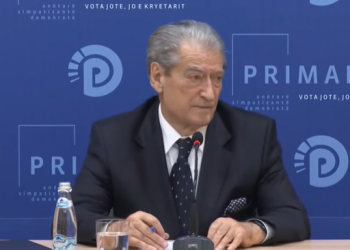 Berisha: Kompanitë e Portit të Durrësit do futen në listën e zezë