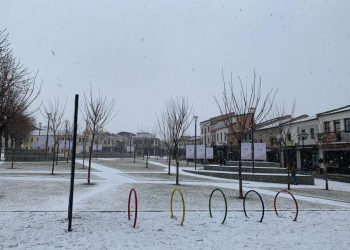 I ftohti pushton vendin, termometri zbret nën zero në këto zona