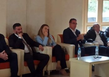 Ç’po ndodh me primaret në Fier? Blindohet prezantimi i kandidatëve