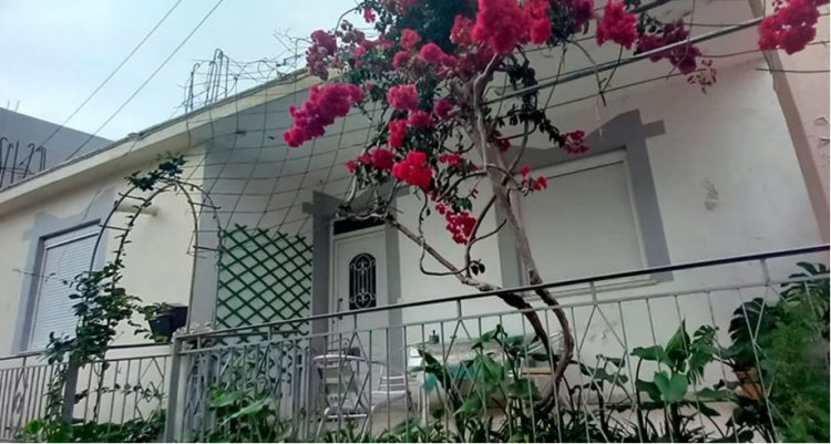 “Vrava 4 persona”/ Mbyti të moshuarën me jastëk, shokon 45-vjeçarja