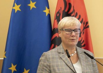 Hohmann uron 110-vjetorin e pavarësisë: Mbështesim ëndrrën tuaj