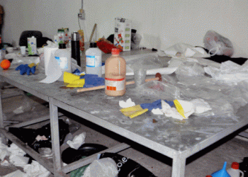 Zbulohet laboratori i kokainës në Fier, 15 të arrestuar