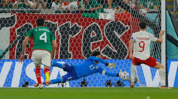 VIDEO/ Leva humb penalltinë, rezultat i bardhë në Meksikë-Poloni