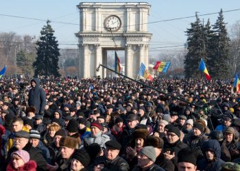 Si po përpiqet Putin të destabilizojë vendin fqinj me Ukrainën