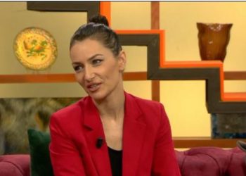 “Do luftoj për vajzën”, gazetarja rrëfen betejën me kancerin