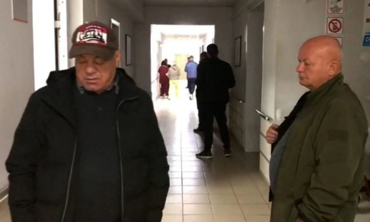 “Duhen varur”/ Familjarët e të moshuarit në Klos kërkojnë drejtësi