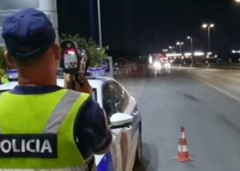 Theu rregullat, policia i bllokon patentën krybashkiakut socialist