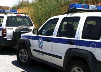 Çfarë ndodhi? Tre persona hapin zjarr ndaj policisë greke