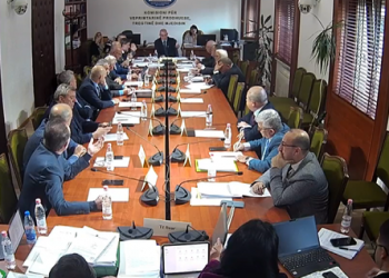 Boçi kërkon fjalën pas Ballukut, nuk e lë kryetari:Të nxjerr jashtë