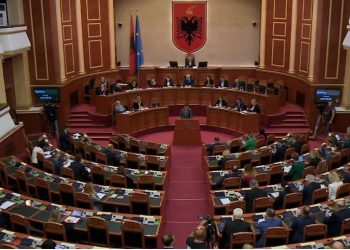 Sot “super” seancë, PD thërret Ramën në interpelancë urgjente