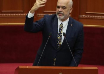 “Toka është e ndotur”, Rama- opozitës: Si vrima që ju ngeli në dorë