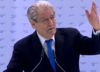 Skandali me flamurin në Katar, Berisha: Të përjashtohet Serbia