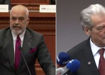 Policia e ndaloi, Berisha flet për protestën e 6 dhjetorit