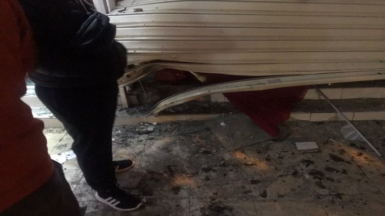 Shpërthim me eksploziv në Durrës, dëmtohet biznesi i një gruaje