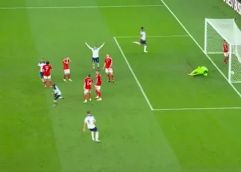 VIDEO/ Rashford i papërmbajtshëm, Anglia i shënon të tretin Uellsit