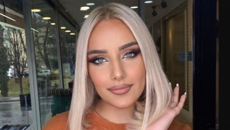 Moderatori kthehet në fallxhor, i sheh filxhanin Teas: Je në rrezik