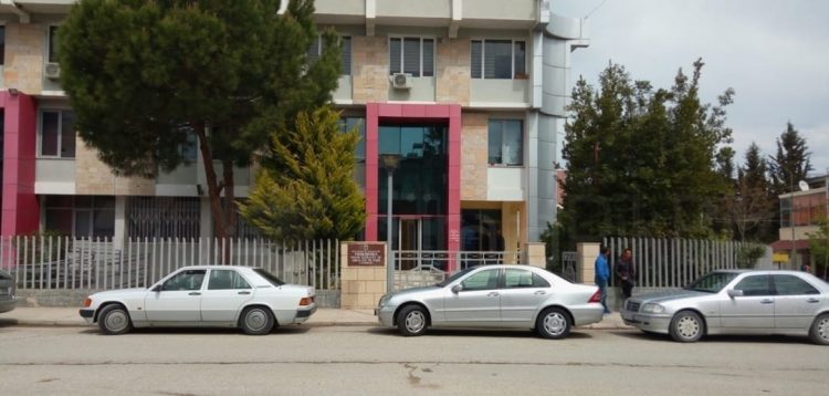 Prokuroria e Lushnjes konfiskon pasurinë e 3 personave