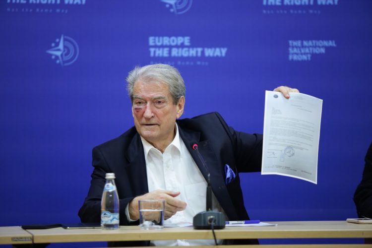 A do të dëshmojë Berisha në polici? Ja çfarë thotë PD