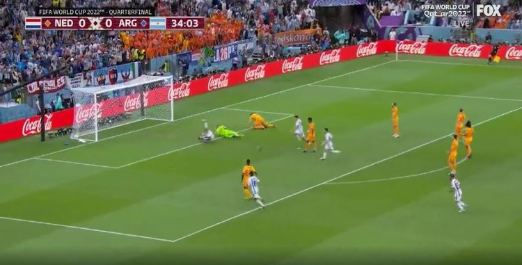 Messi magjik, Argjentina shënon