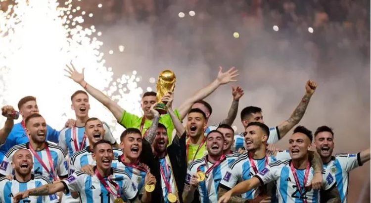 Argjentina fitoi Kupën e Botës edhe falë… mallkimit të FIFA-s