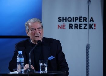 Berisha: Call Centerat e këshilltarit të Xhaçkës pastrojnë të pista