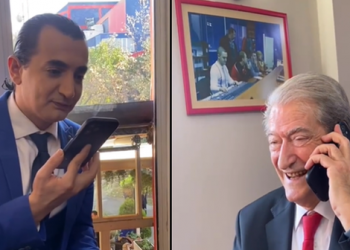 VIDEO/ Mamaja e Albano Bozdos flet me Berishën në telefon…