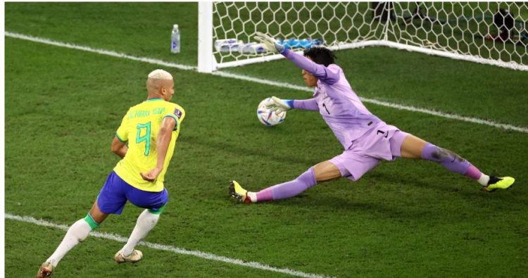 Brazili argëtohet me Korenë, do ndeshet me Kroacinë në çerekfinale