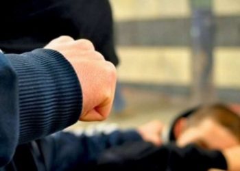 Djali i droguar i rreh, prindërit mësues në Tiranë tregojnë tmerrin